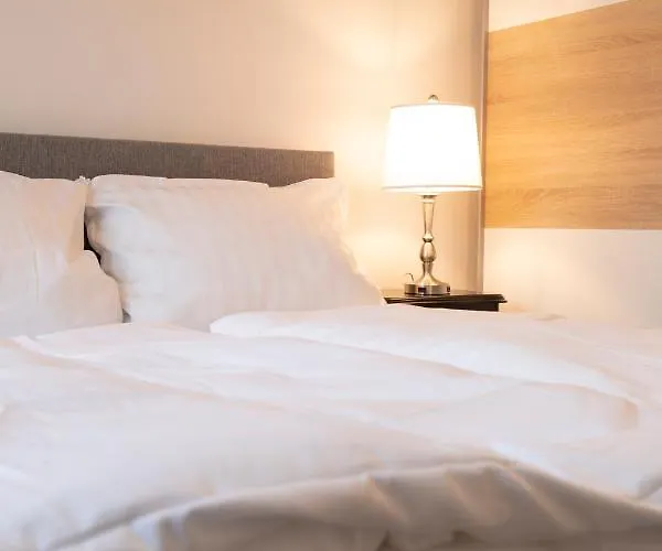 Jaybnb - Gemuetliches Direkt Am Hafen Von Apartament *