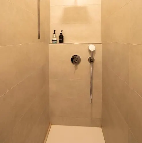 Jaybnb - Gemuetliches Direkt Am Hafen Von Apartament *